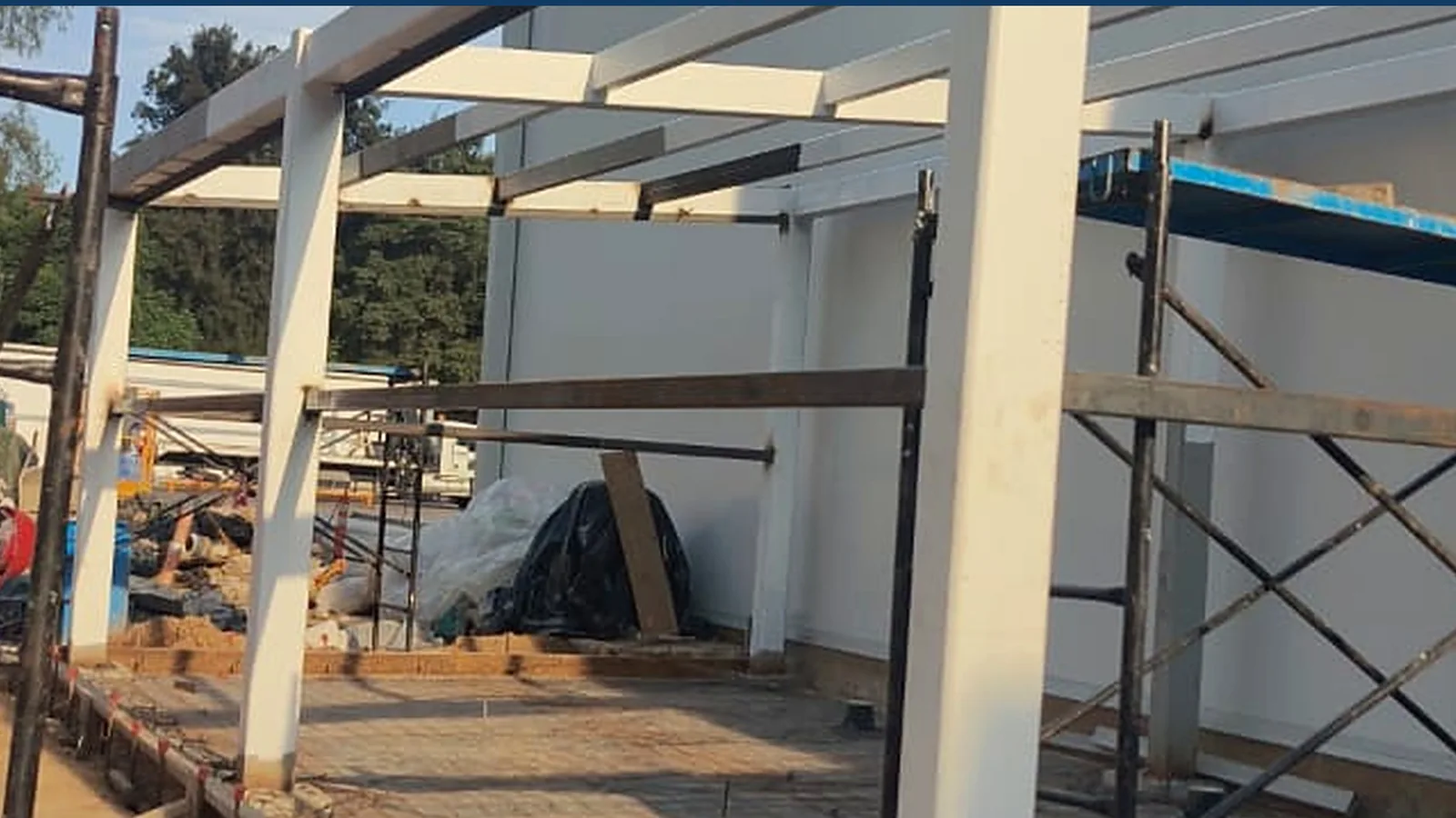 Fabricación e instalación de estructura metálica.