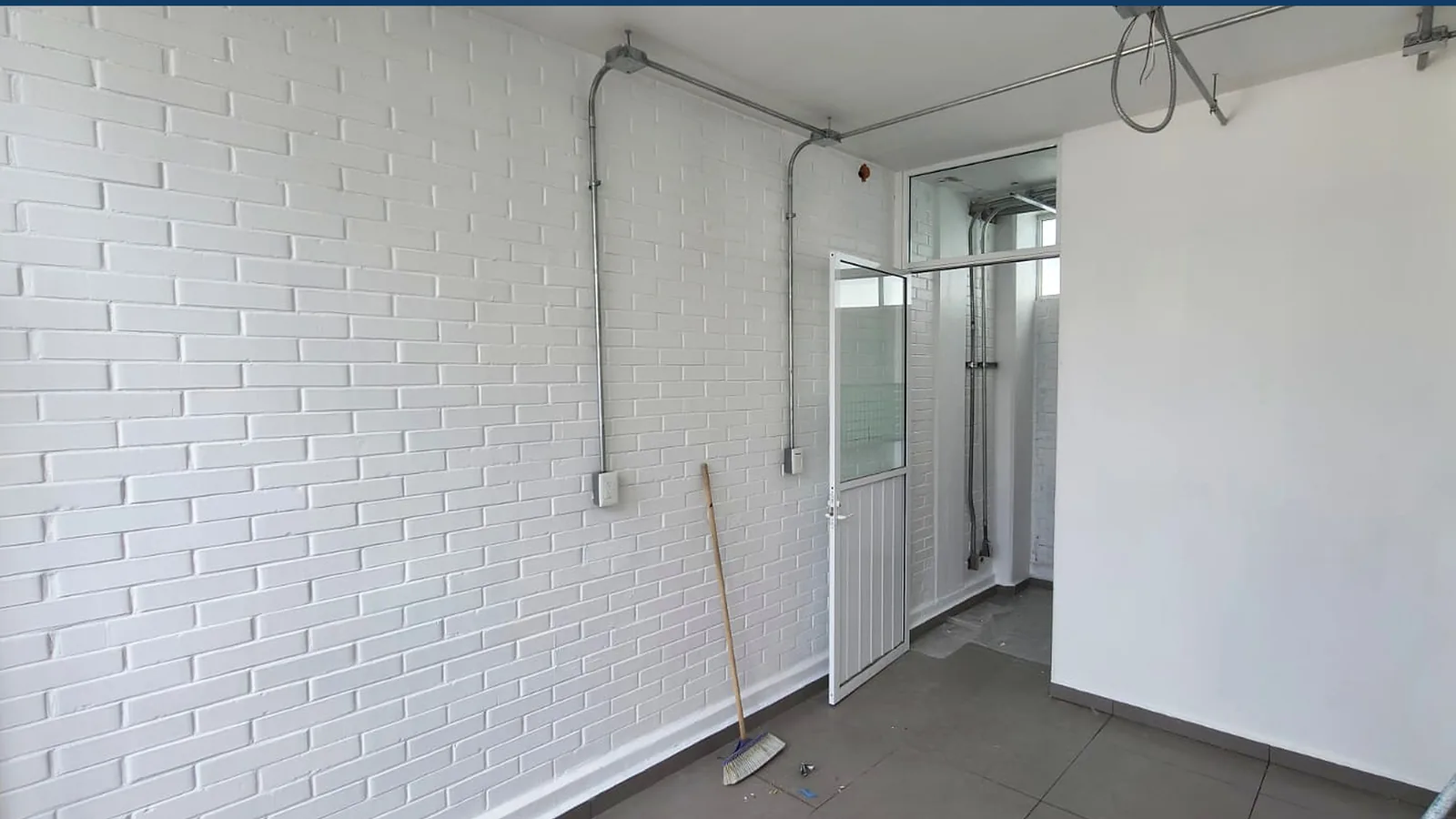 Adecuación y rehabilitación de espacios interiores.